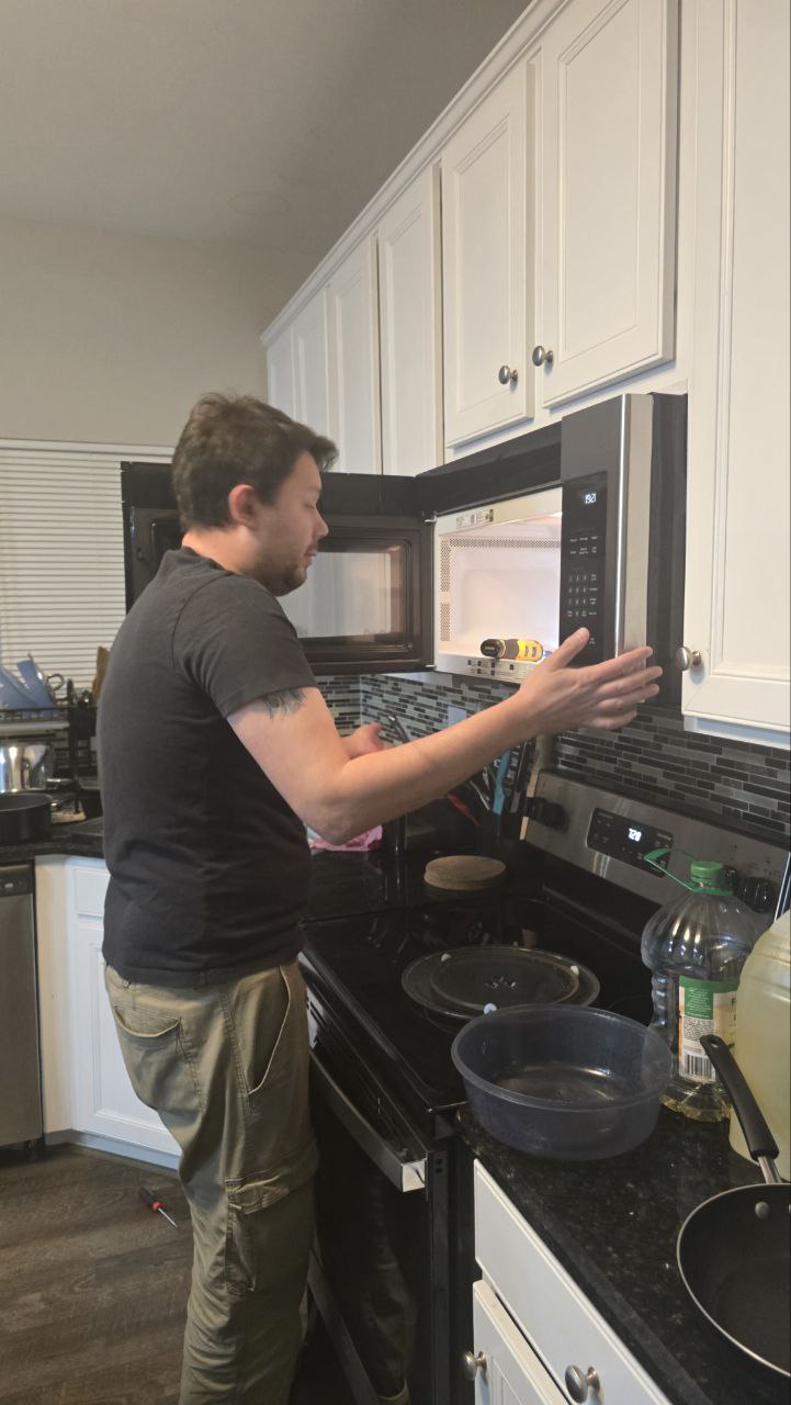 Microwave Service in Wingate