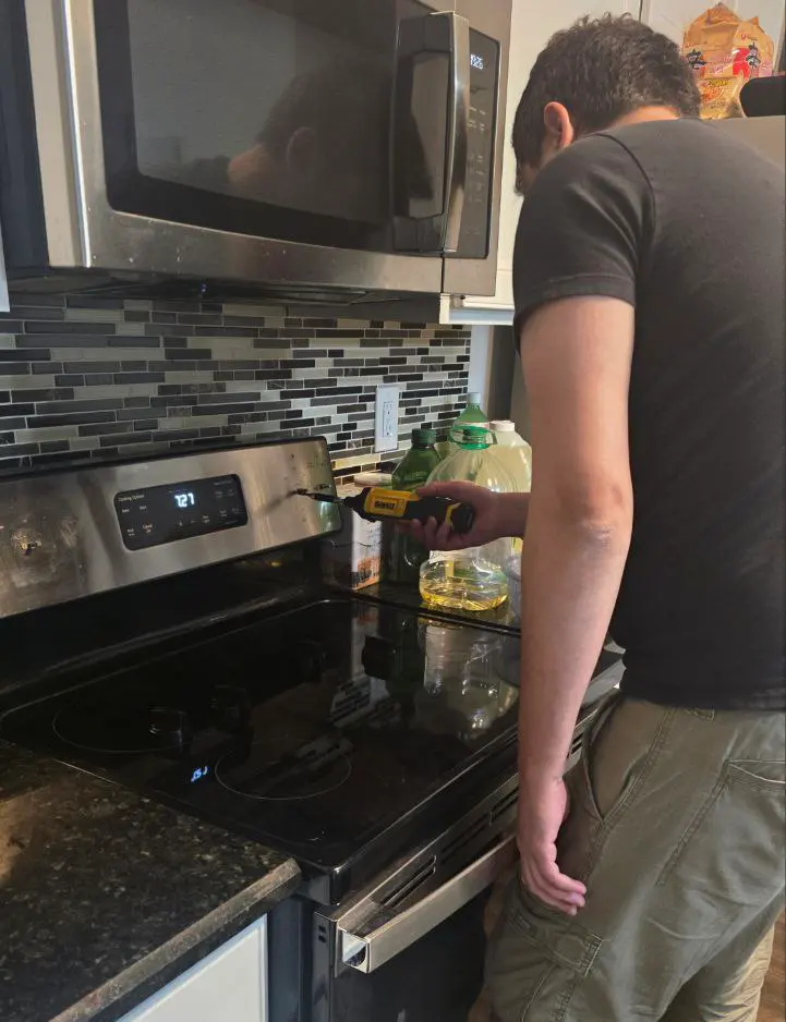 Electric Cooktop Repair in Davidson